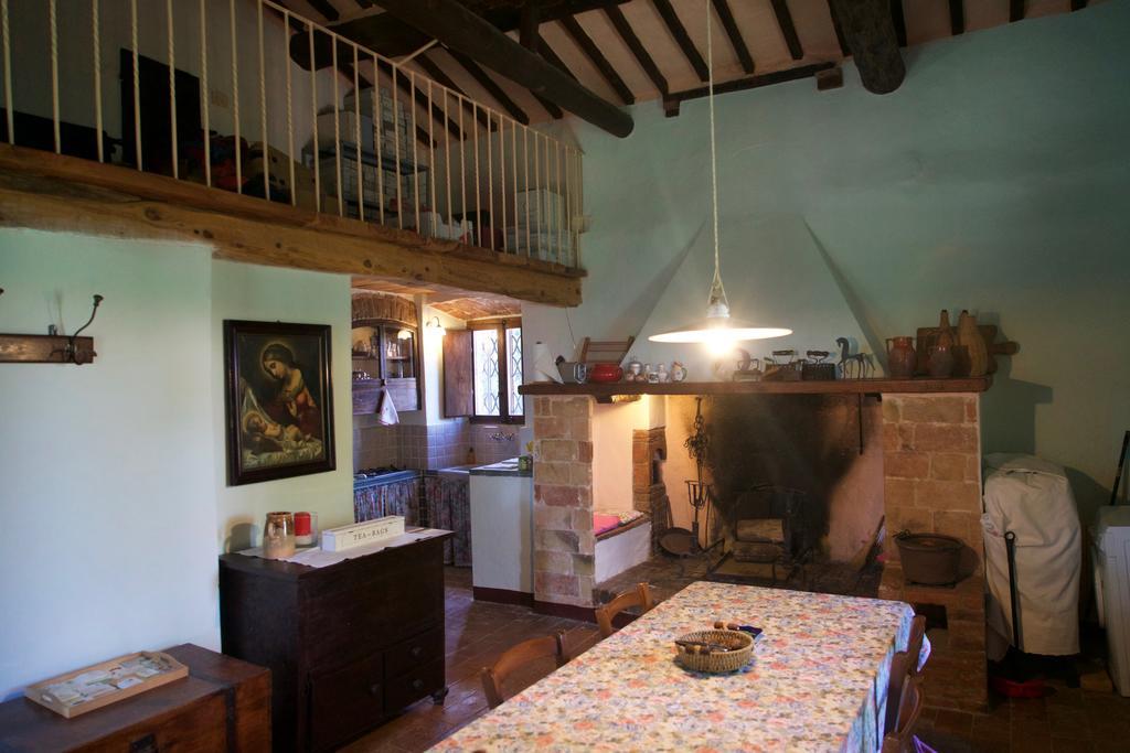 Agriturismo Il Caio 切托纳 外观 照片